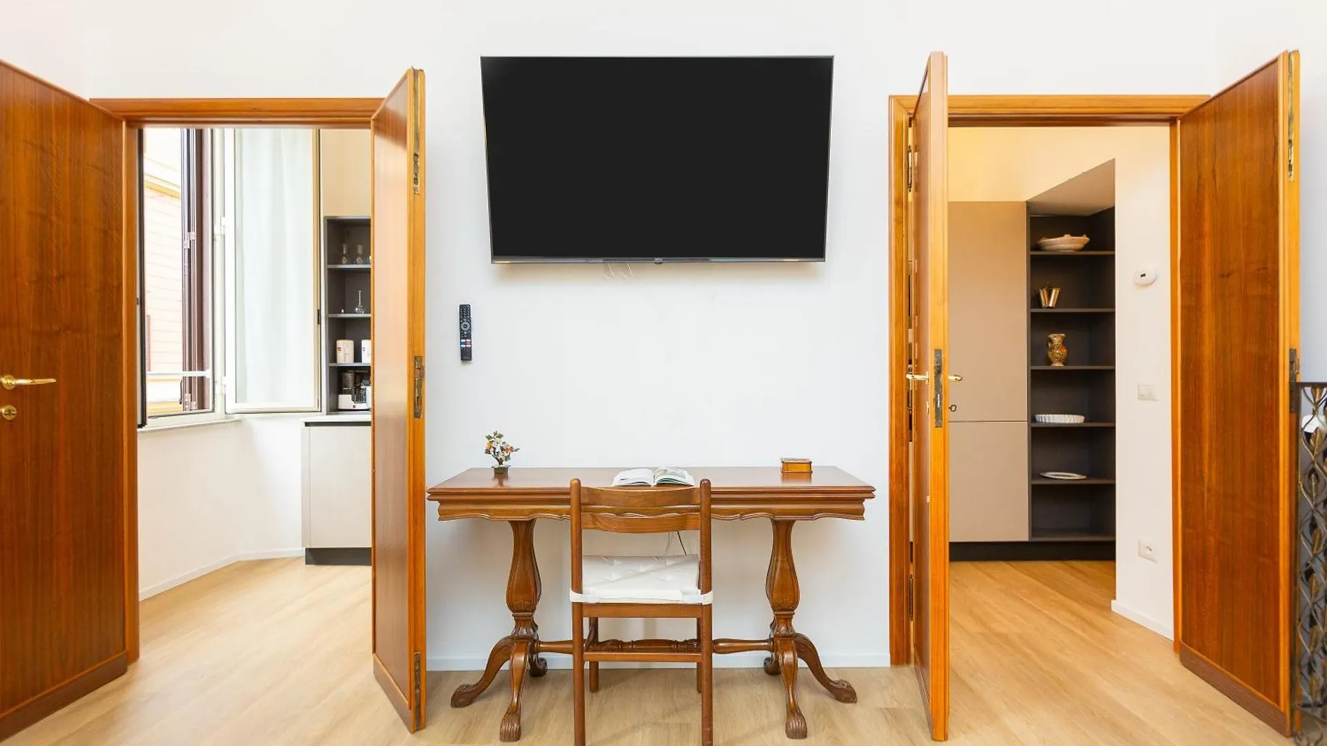 Cola Di Rienzo Apartment By Rental In Róma