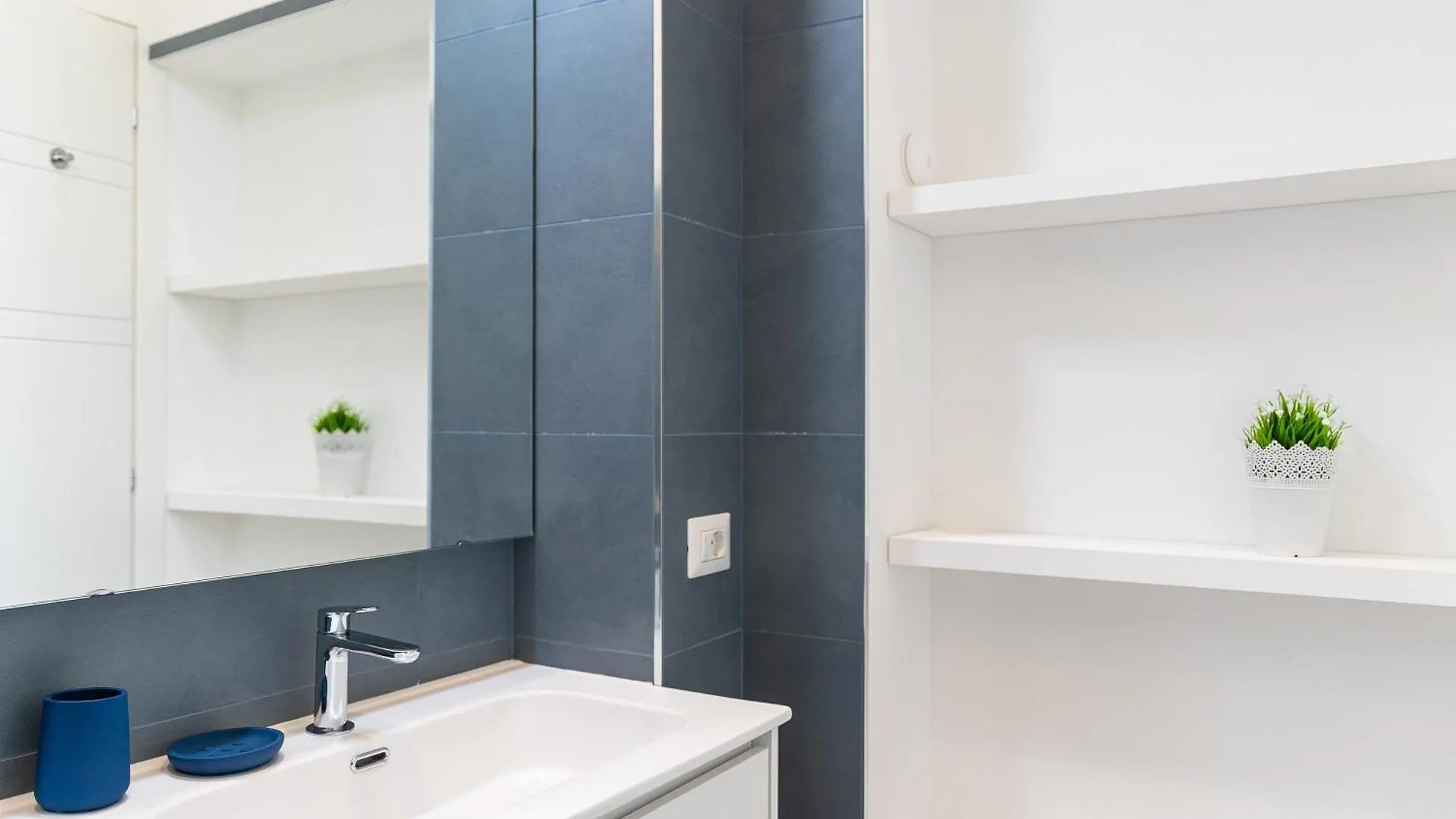 Cola Di Rienzo Apartment By Rental In Rzym Włochy