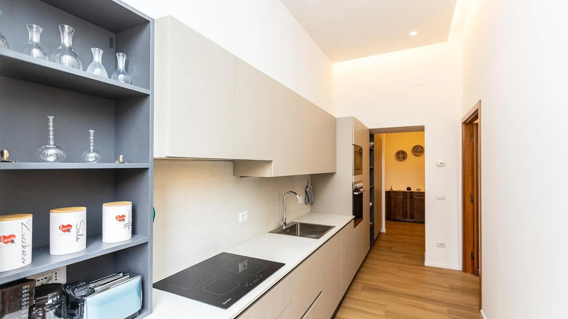 Cola Di Rienzo Apartment By Rental In Rzym 0*,  Włochy