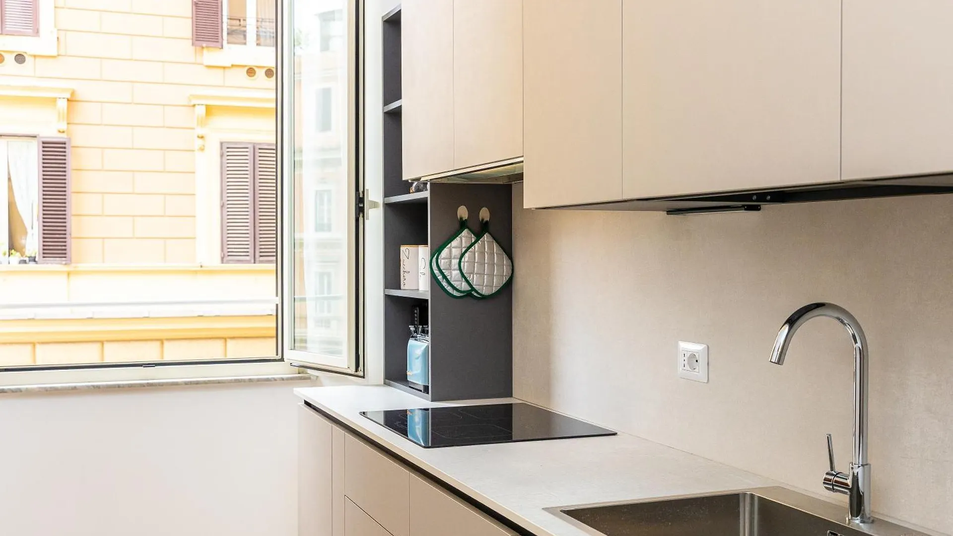 Cola Di Rienzo Apartment By Rental In Rzym